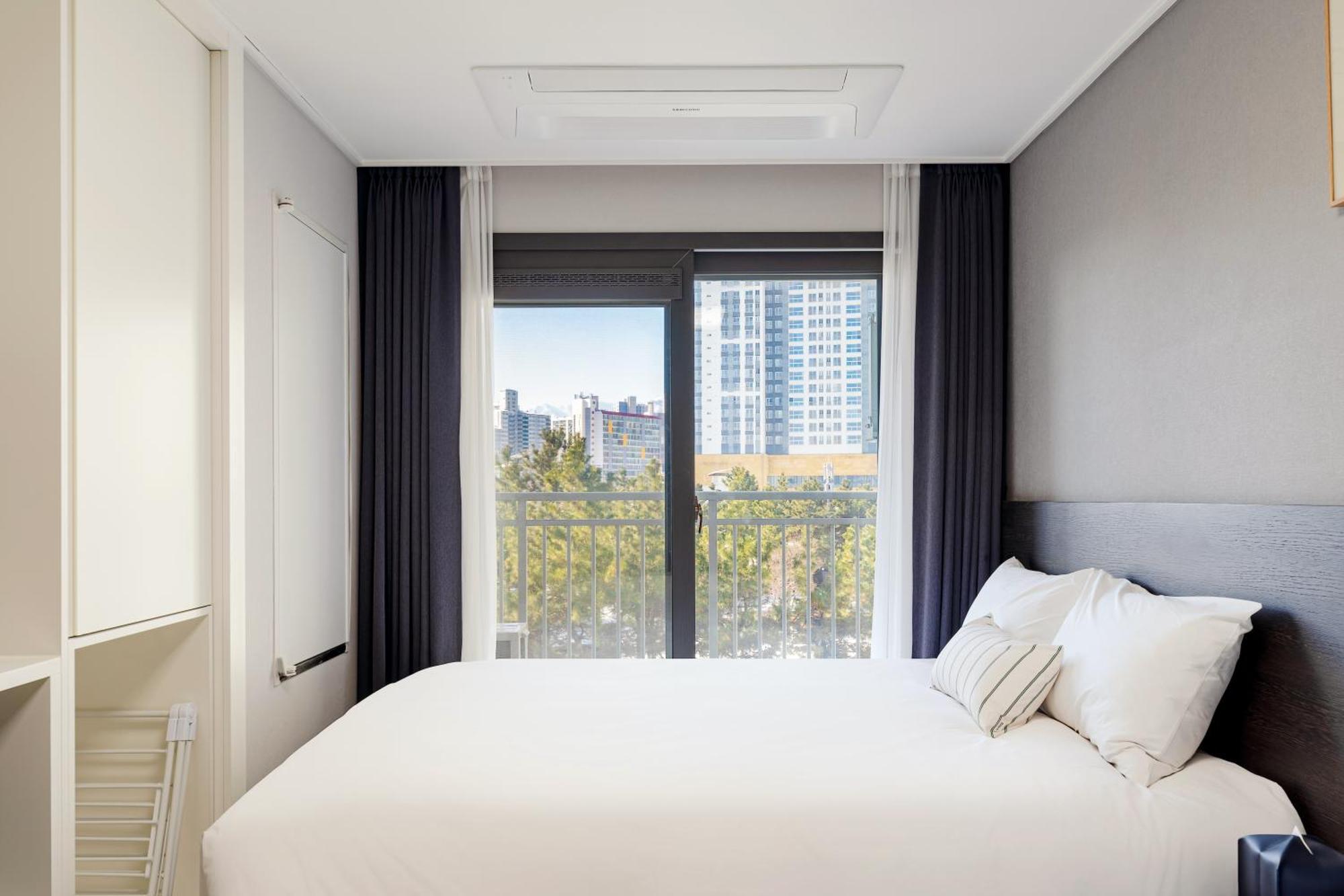 Urbanstay Sokcho Beach Ab Dış mekan fotoğraf