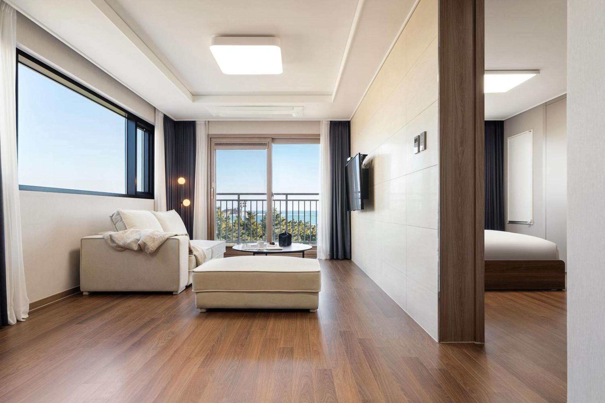 Urbanstay Sokcho Beach Ab Dış mekan fotoğraf
