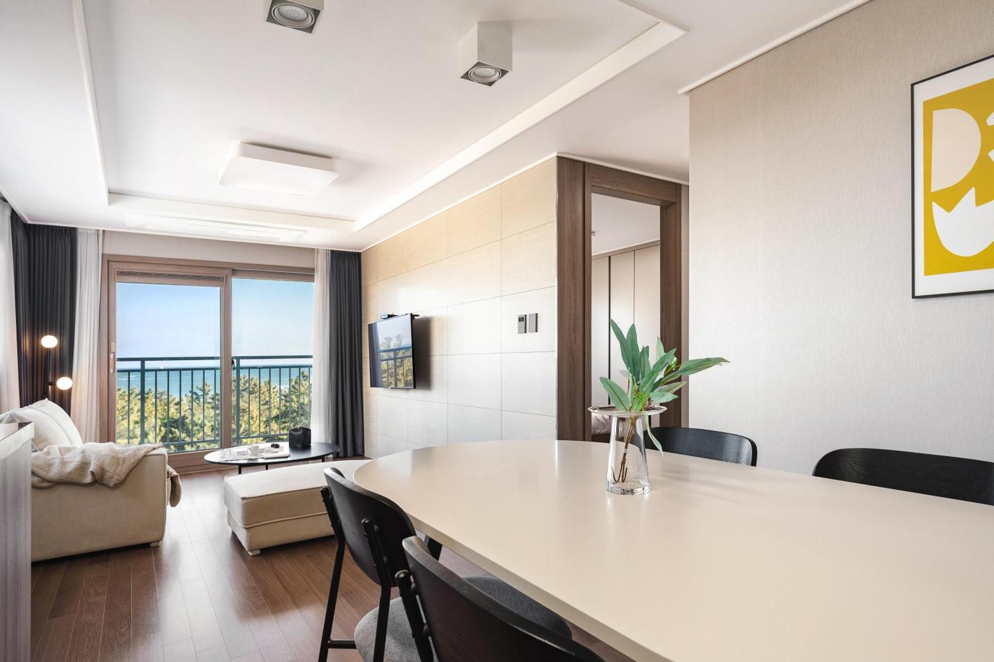 Urbanstay Sokcho Beach Ab Dış mekan fotoğraf